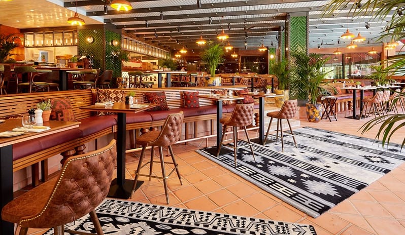 KEMPINSKI HOTEL BAHIA - BALTAZAR BAR RESTAURANT AREA